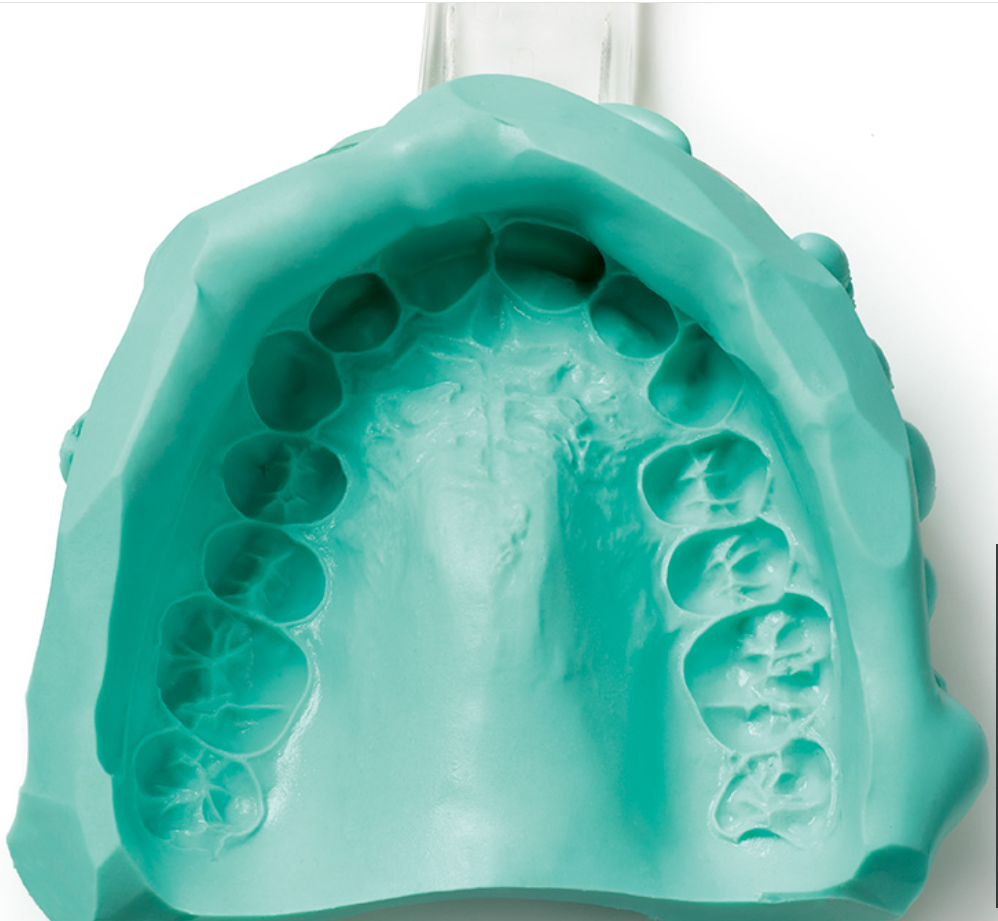 Zetalgin alginate impression material packaging for preliminary dental impressions
